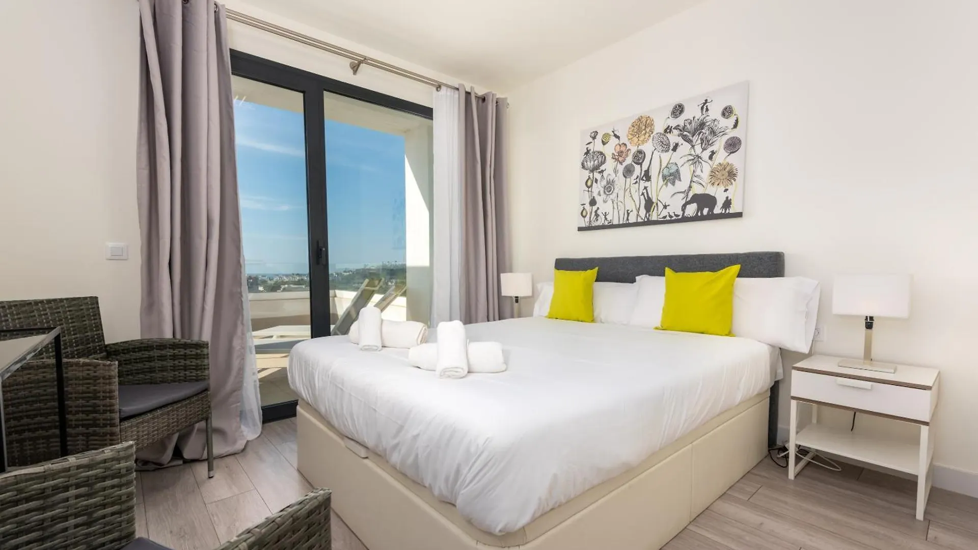 Homestay Las Olas Estepona Spain