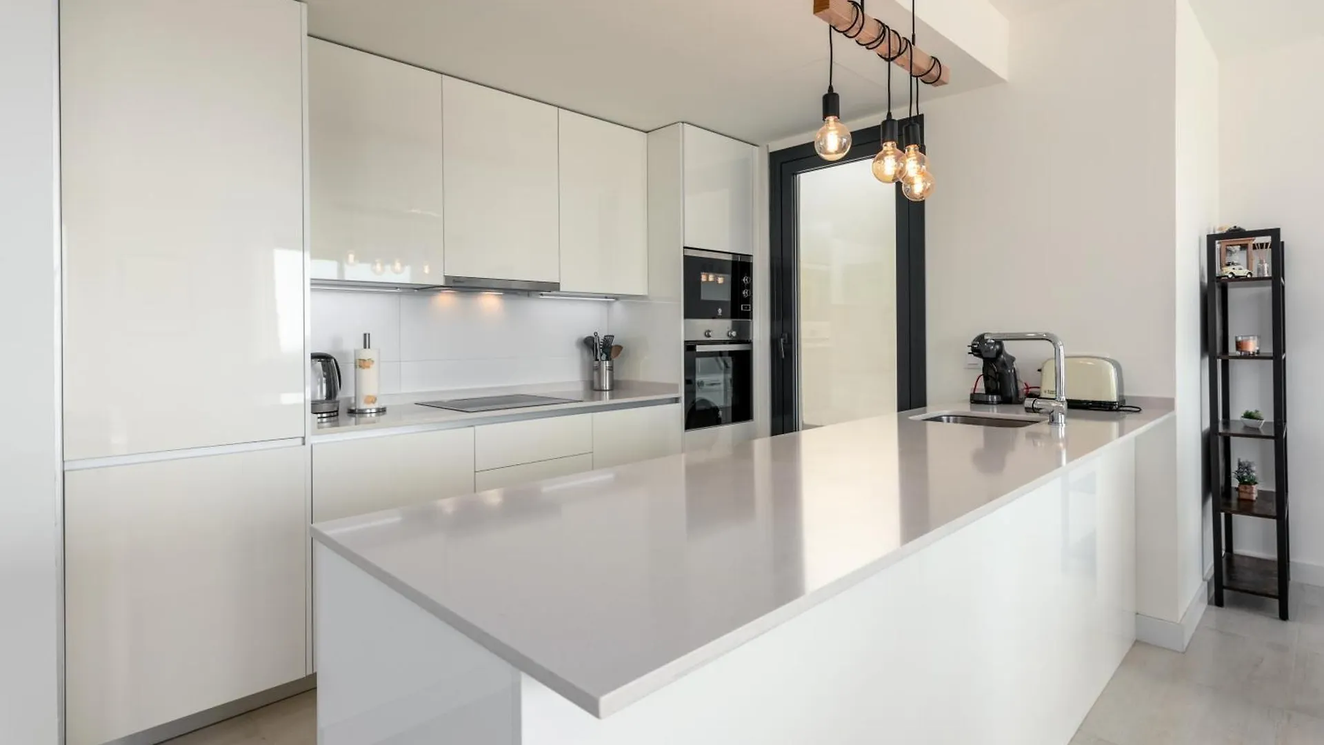 Las Olas Estepona Homestay